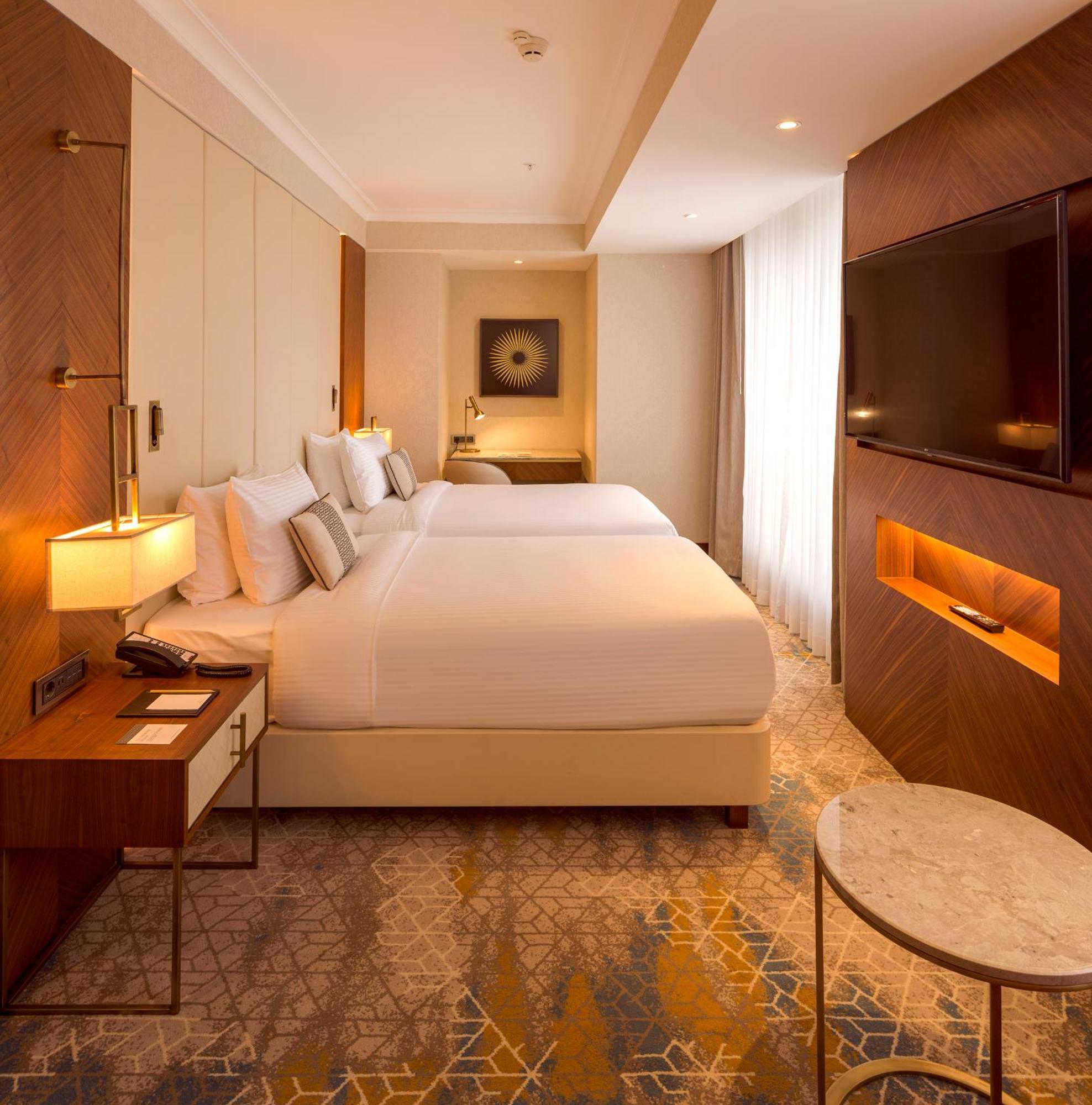 Sheraton Bichkek Extérieur photo