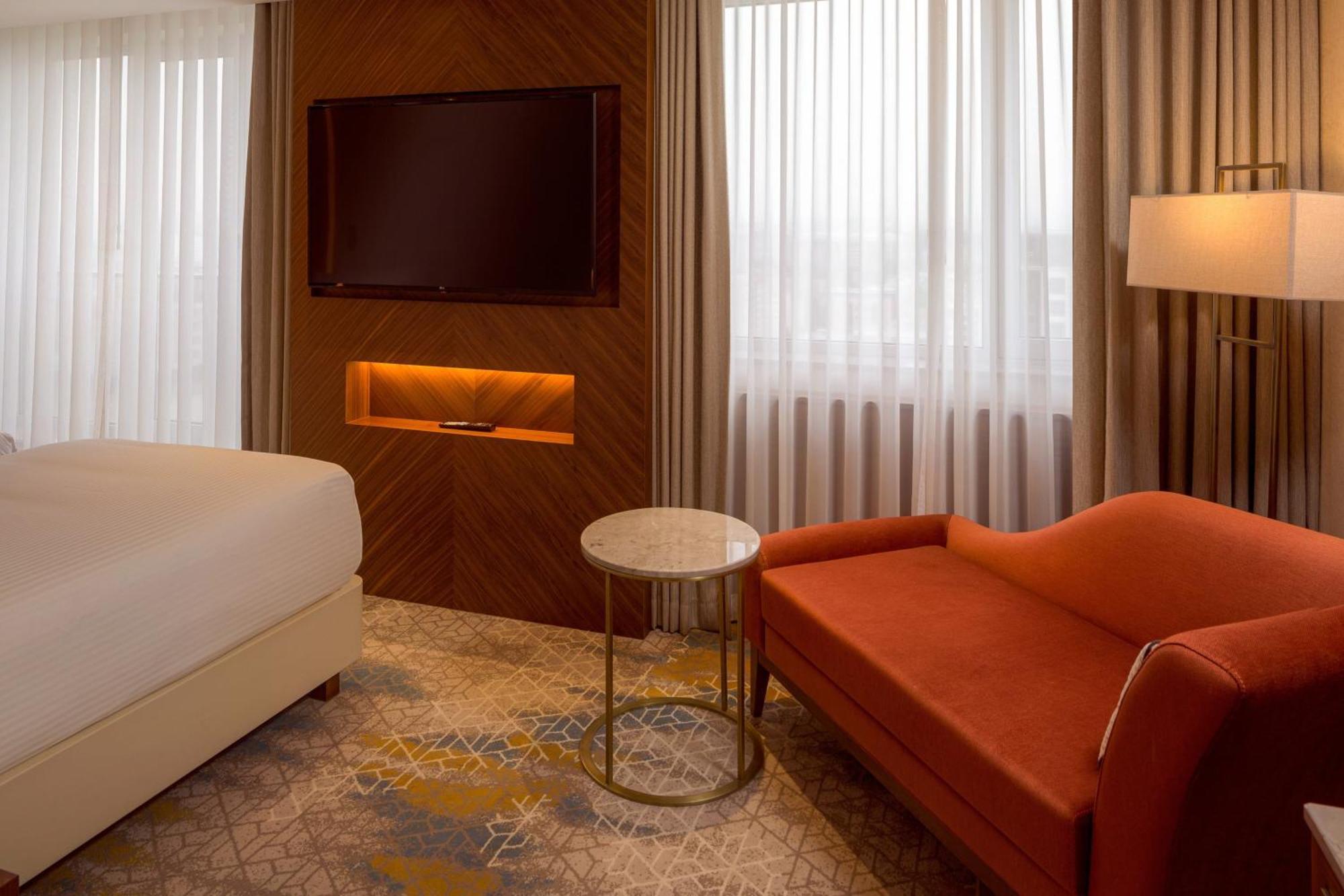Sheraton Bichkek Extérieur photo