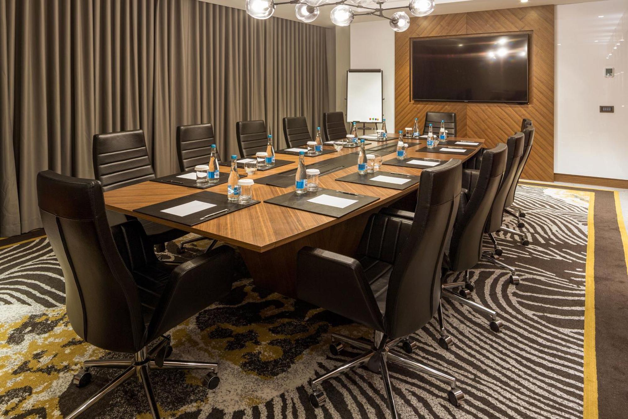 Sheraton Bichkek Extérieur photo